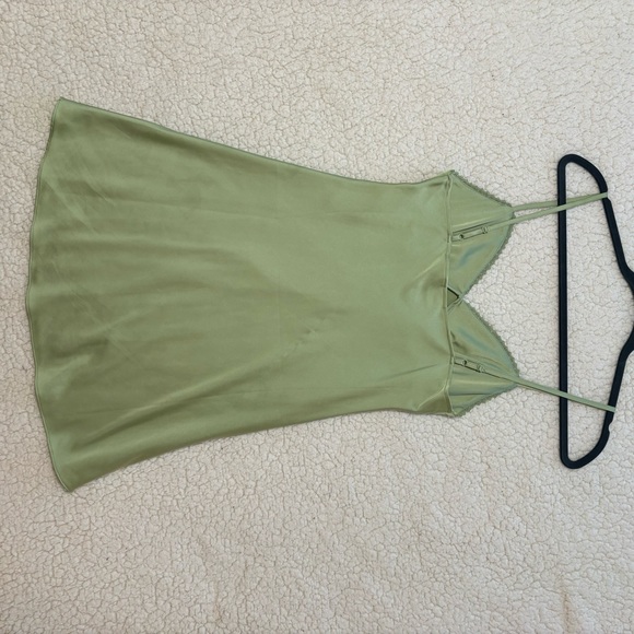 Aritzia Sunday Best Rae Dress - Picture 3 of 12